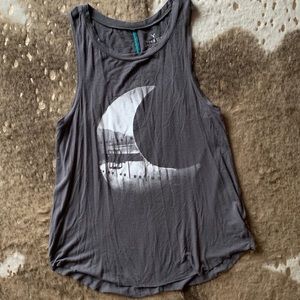 American Eagle graphic moon tank